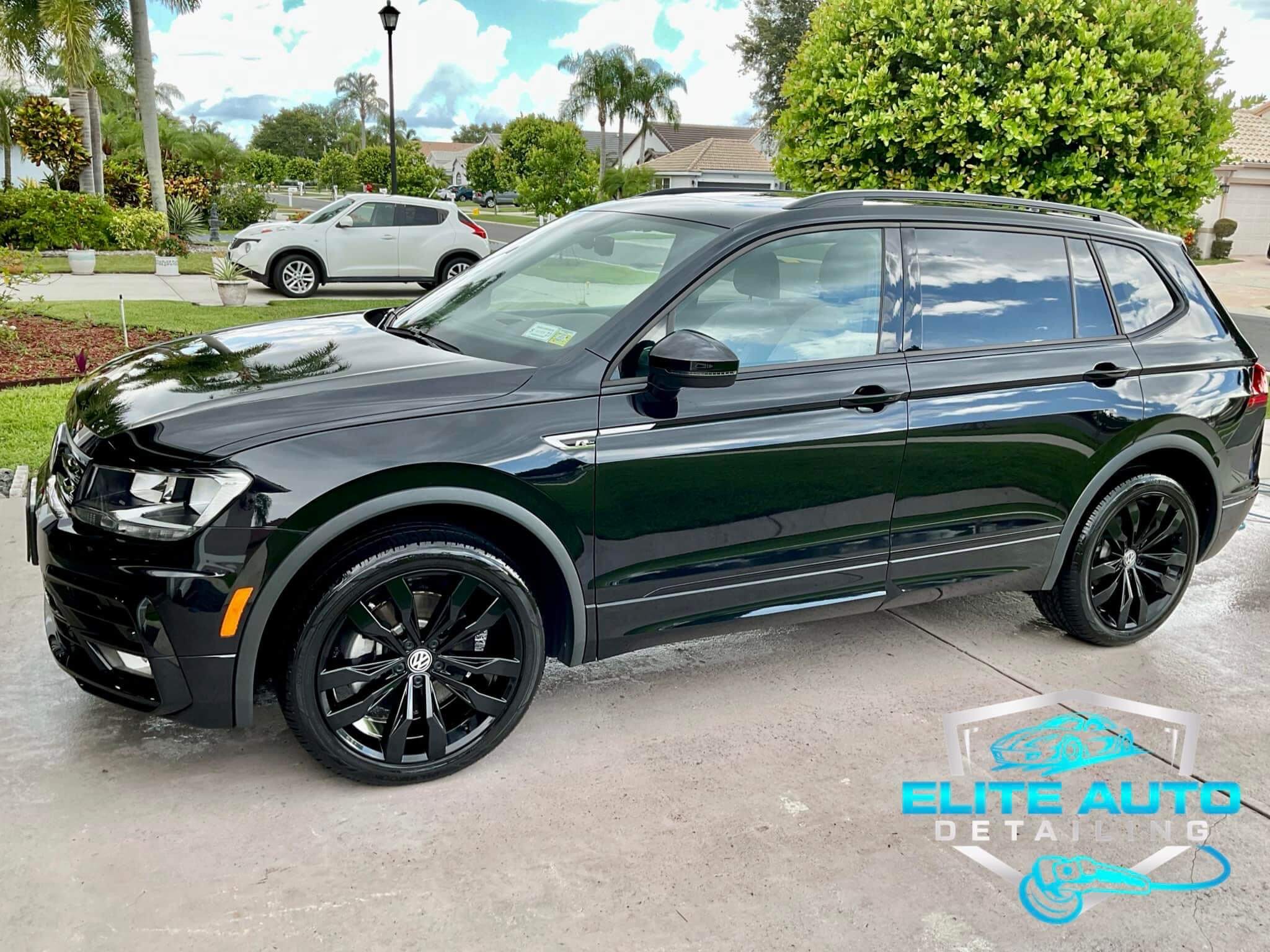 Bentley detailing